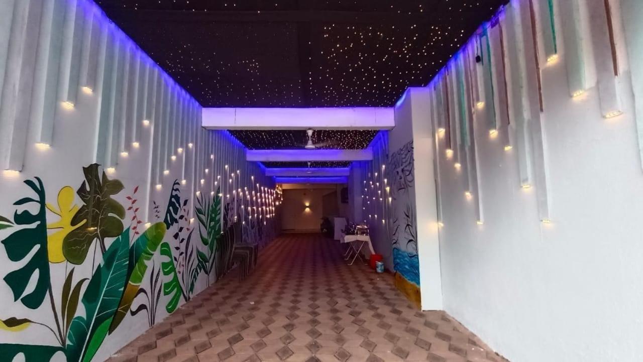 Neo Calangute Beach Resort Exterior foto