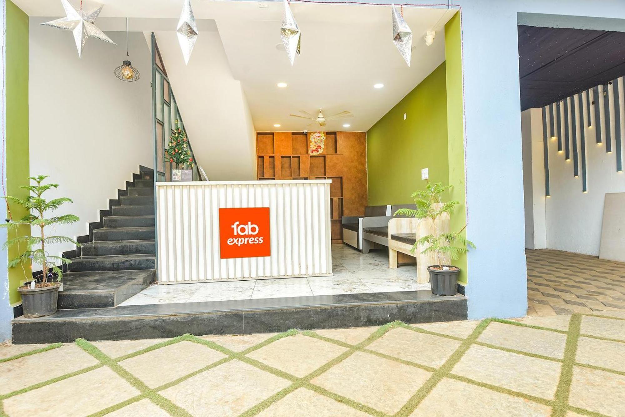 Neo Calangute Beach Resort Exterior foto